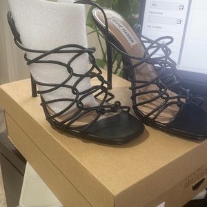 STEVE MADDEN BAMBI SIZE 8
